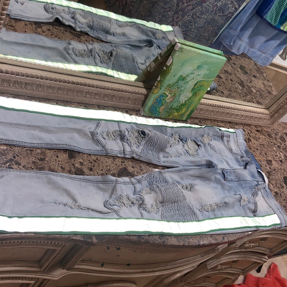 KDNK jeans with reflective stripes